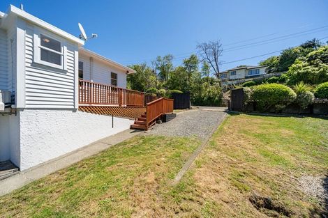 Photo of property in 12 Glenside Road, Glenside, Wellington, 6037