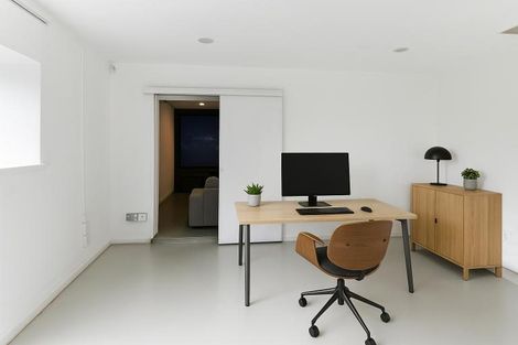 Photo of property in 3 Fernhaven Place, Massey, Auckland, 0614