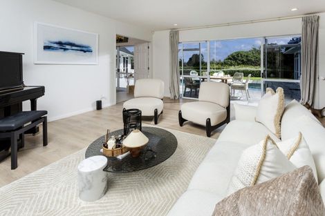 Photo of property in 30 Bernard Magnus Lane, Greenhithe, Auckland, 0632
