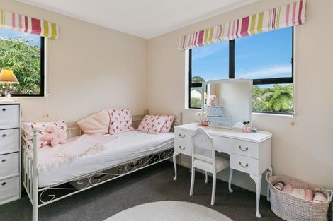 Photo of property in 75u2 Delhi Crescent, Khandallah, Wellington, 6035