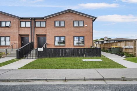 Photo of property in 1/9 Marlene Avenue, Te Atatu South, Auckland, 0610