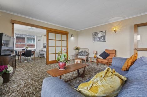 Photo of property in 9 Severn Place, Spotswood, New Plymouth, 4310