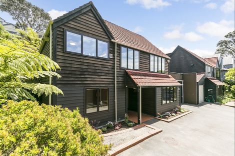 Photo of property in 8u3 Roscoe Terrace, Wadestown, Wellington, 6012