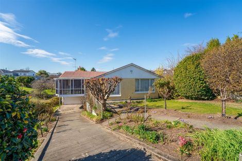 Photo of property in 4 Avenue Road, West End, Timaru, 7910