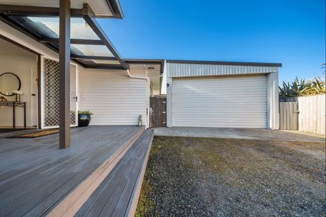 Photo of property in 1057 Junction Road, Egmont Village, New Plymouth, 4372