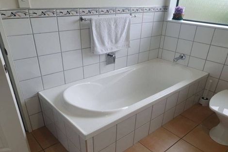 Photo of property in 22 Eastside Drive, Pukekohe, 2120