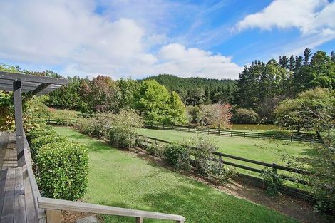 Photo of property in 35 Croft Lane, Riverhead, Albany, 0793