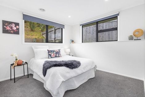 Photo of property in 22 Queen Charlotte Drive, Aotea, Porirua, 5024