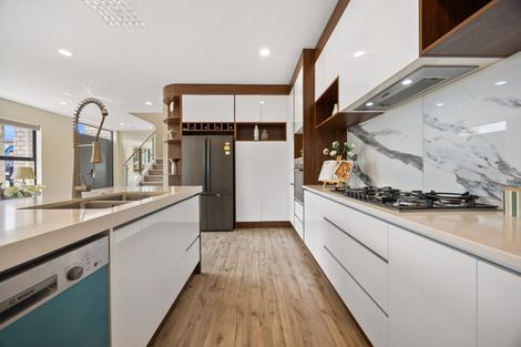 Photo of property in 67 Drumbuoy Drive, Flat Bush, Auckland, 2019