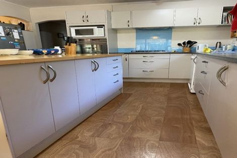 Photo of property in 5 Valley Road, Waiuku, 2123