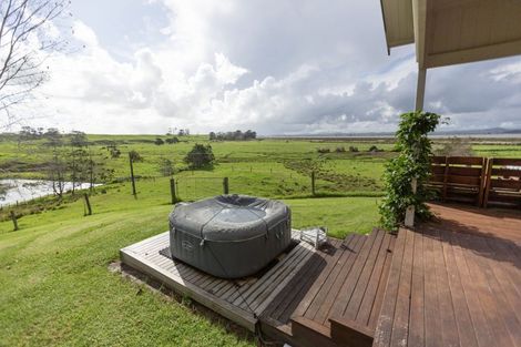Photo of property in 3203 Pouto Road, Te Kopuru, 0391
