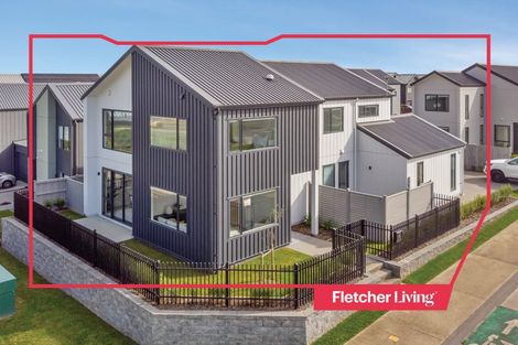 Photo of property in 17 Park Green Avenue, Rosehill, 2113