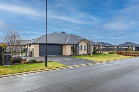 Photo of property in 25 Carpenter Drive, Prebbleton, 7604