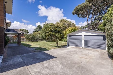 Photo of property in 18 The Avenue, Paraparaumu Beach, Paraparaumu, 5032