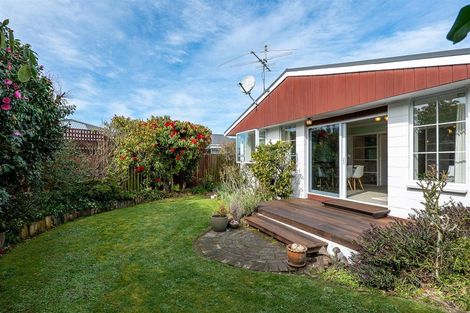 Photo of property in 28 Raxworthy Street, Ilam, Christchurch, 8041