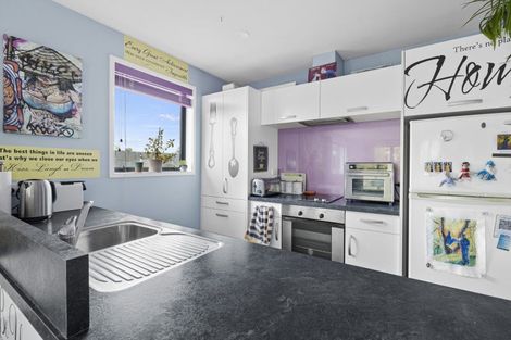 Photo of property in 184 Tukapa Street, Westown, New Plymouth, 4310