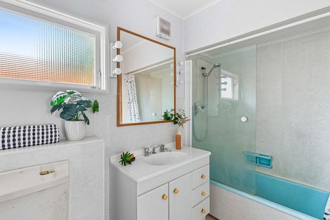 Photo of property in 141 Matatua Road, Raumati Beach, Paraparaumu, 5032