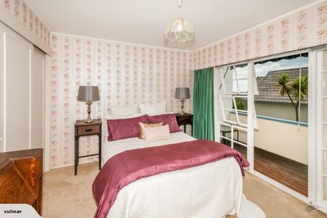 Photo of property in 1/209 Onewa Road, Birkenhead, Auckland, 0626
