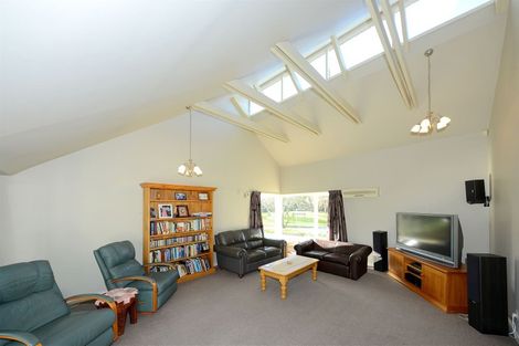 Photo of property in 31 Colina Street, Avonhead, Christchurch, 8042