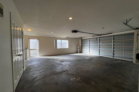 Photo of property in 6 Sandpiper Grove, Unsworth Heights, Auckland, 0632