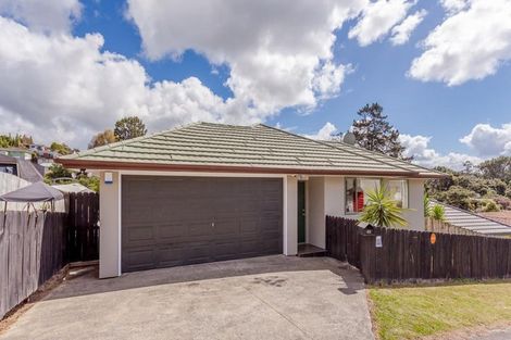 Photo of property in 43 Hewlett Road, Massey, Auckland, 0614