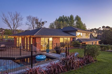 Photo of property in 60 Kaipara Road, Papakura, 2582