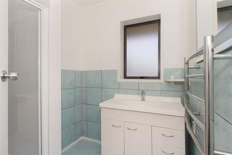 Photo of property in 16 Rata Street, Waiuku, 2123