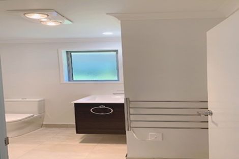 Photo of property in 16 Goh Place, Manurewa, Auckland, 2105