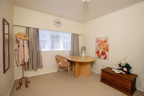 Photo of property in 128 Cole Street, Masterton, 5810