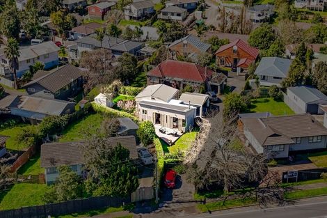 Photo of property in 6 Forest Hill Road, Henderson, Auckland, 0612