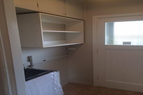 Photo of property in 10a Gibbs Road, Manurewa, Auckland, 2102