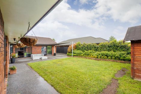 Photo of property in 77 Pacific Drive, Fitzherbert, Palmerston North, 4410