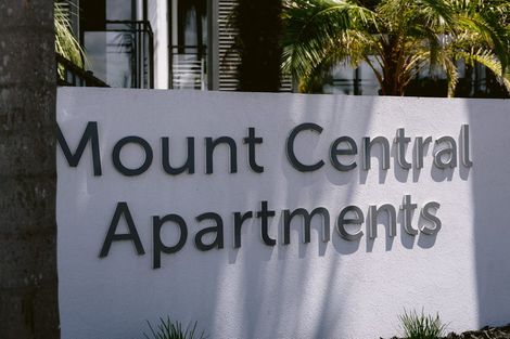 Photo of property in 2-06/424 Maunganui Road, Mount Maunganui, 3116
