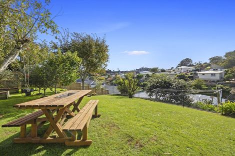 Photo of property in 16 Whakawhiti Street, Marfell, New Plymouth, 4310
