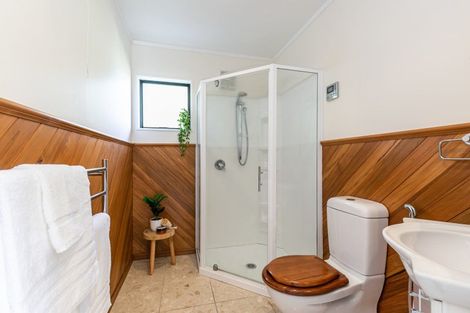 Photo of property in 69 Woodhouse Avenue, Karori, Wellington, 6012