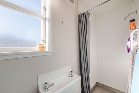 Photo of property in 2 Signal Street, Marton, 4710