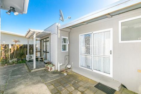 Photo of property in 6 Littler Place, Hamilton East, Hamilton, 3216