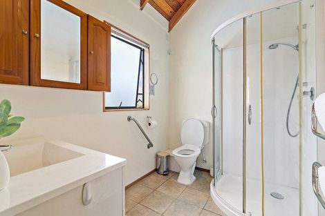 Photo of property in 26 Clearview Heights, Ranui, Auckland, 0612