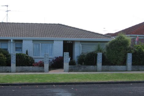 Photo of property in 2/14 King Street, Papatoetoe, Auckland, 2104