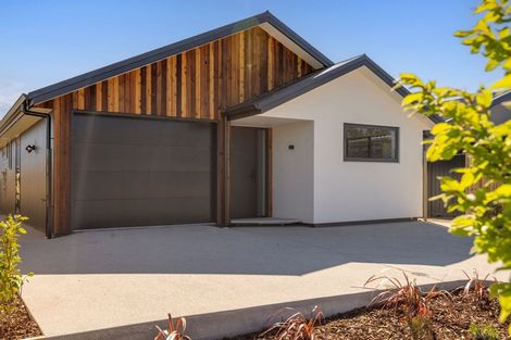 Photo of property in 22 Gillespie Street, Lake Hawea, 9382