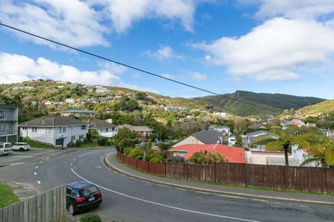 Photo of property in 16a Thurleigh Grove, Karori, Wellington, 6012