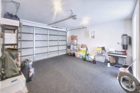 Photo of property in 1/48 Woodside Road, Massey, Auckland, 0614