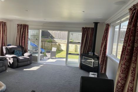 Photo of property in 33 Dominion Park Street, Johnsonville, Wellington, 6037