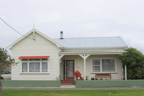 Photo of property in 12 Whittaker Street, Foxton, 4814