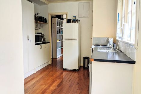 Photo of property in 1/72 Nikau Street, New Lynn, Auckland, 0600