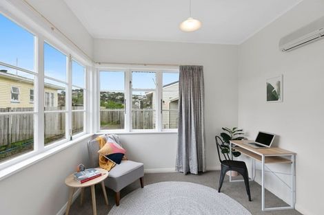 Photo of property in 37f3 Bould Street, Johnsonville, Wellington, 6037