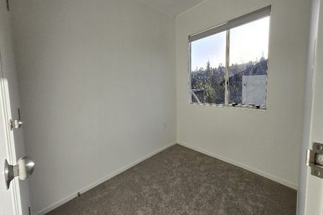 Photo of property in 2/24 Wylie Avenue, Sunnynook, Auckland, 0620
