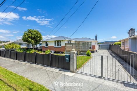 Photo of property in 23 Charles Street, Clouston Park, Upper Hutt, 5018