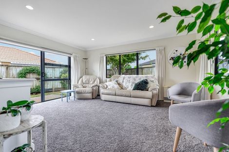 Photo of property in 38 Callum Brae Drive, Rototuna, Hamilton, 3210