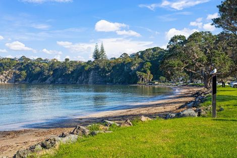 Photo of property in 42a Matakatia Parade, Matakatia, Whangaparaoa, 0930
